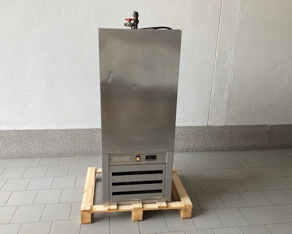 Refrigerador de água